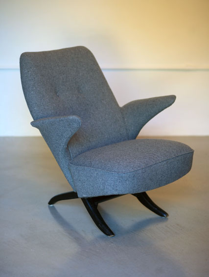 theo ruth-penguin chair
