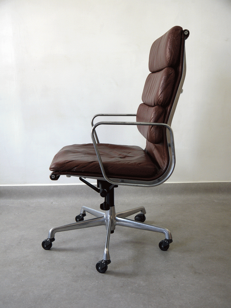 Charles and Ray Eames – EA219 Executive High Back Soft Pad Chair