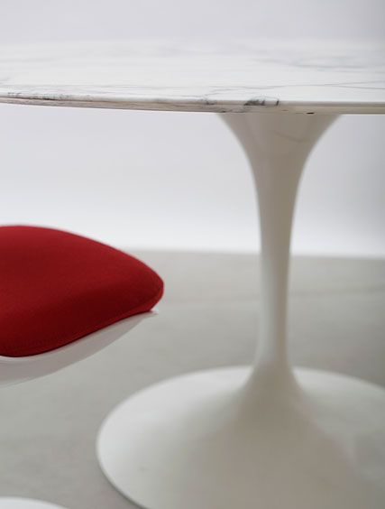 Eero Saarinen – Knoll Marble Table